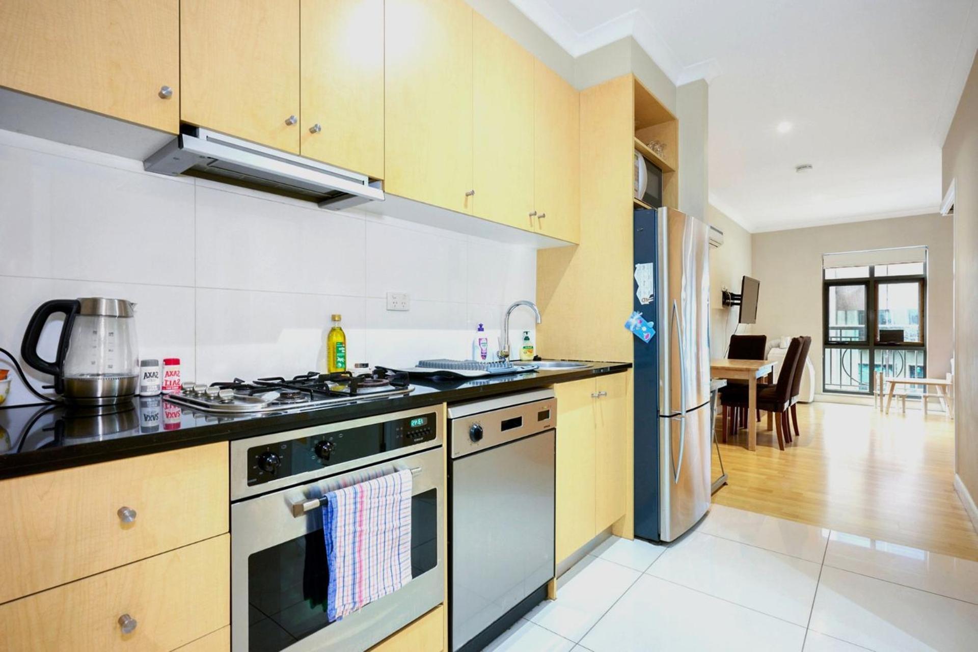 Minimalist Flinders Lane Apartment Melbourne